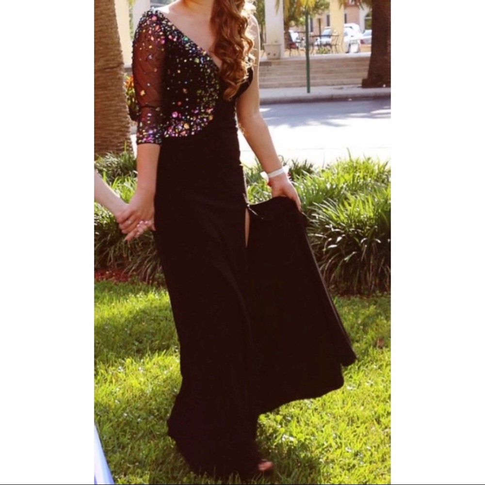 Prom dress ✨ 8 Black Bedazzled beaded one shoulder black homecoming formal dress